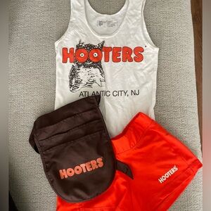 Original Hooters Girl Outfit